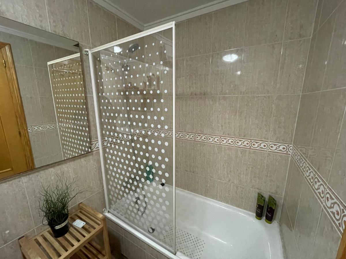Linmarko Apartamento En Centro De ตอร์เรเวียคา ภายนอก รูปภาพ