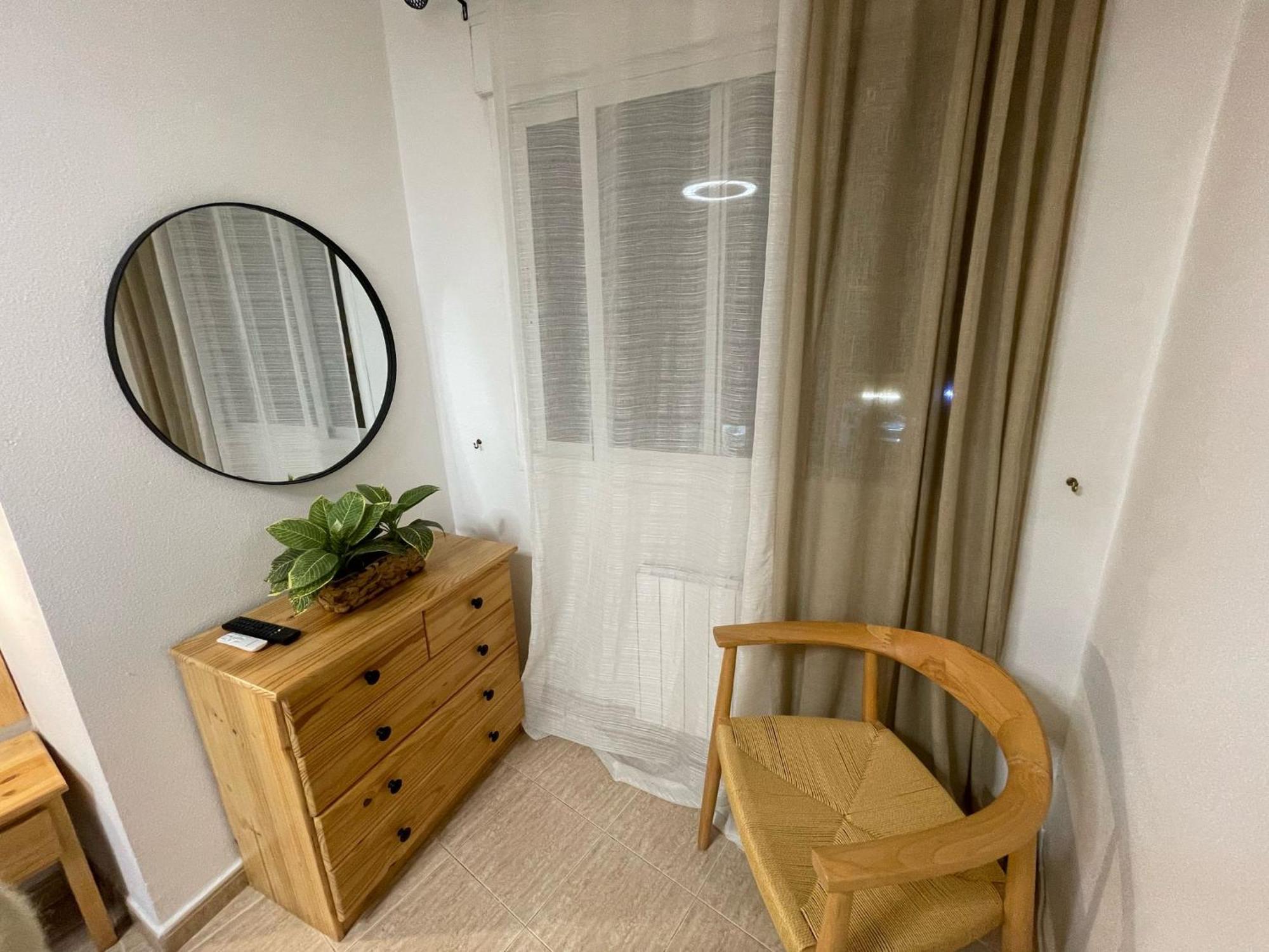 Linmarko Apartamento En Centro De ตอร์เรเวียคา ภายนอก รูปภาพ