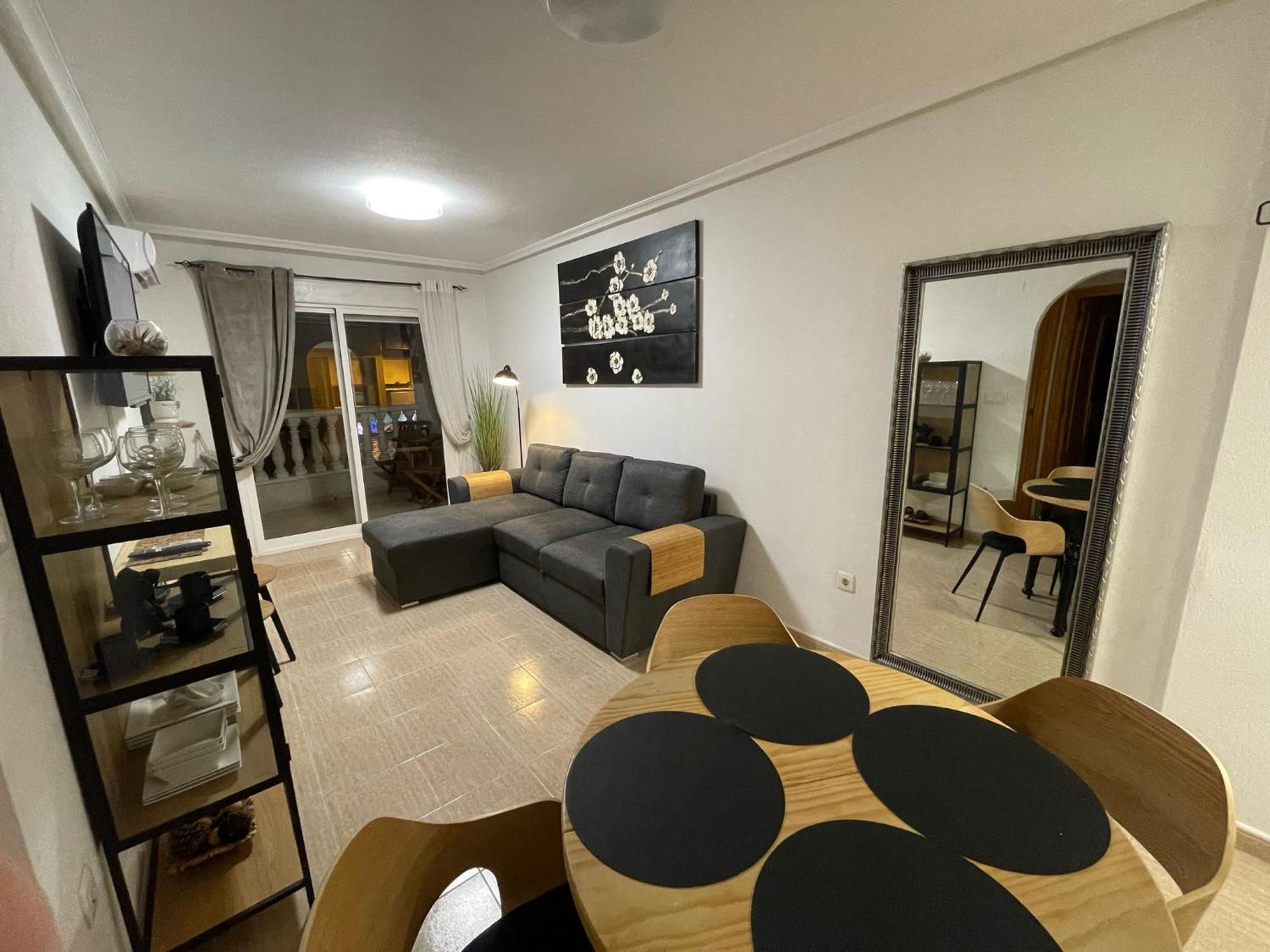 Linmarko Apartamento En Centro De ตอร์เรเวียคา ภายนอก รูปภาพ